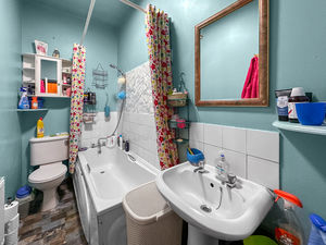 Photo 11- click for photo gallery